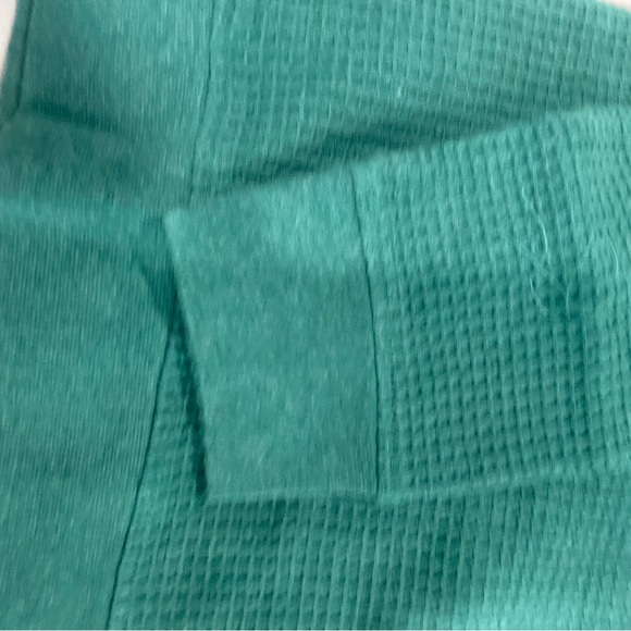 Cat & Jack 3 kids long sleeve soft waffle knit unisex pullover shirt many sizes - Picture 2 of 15